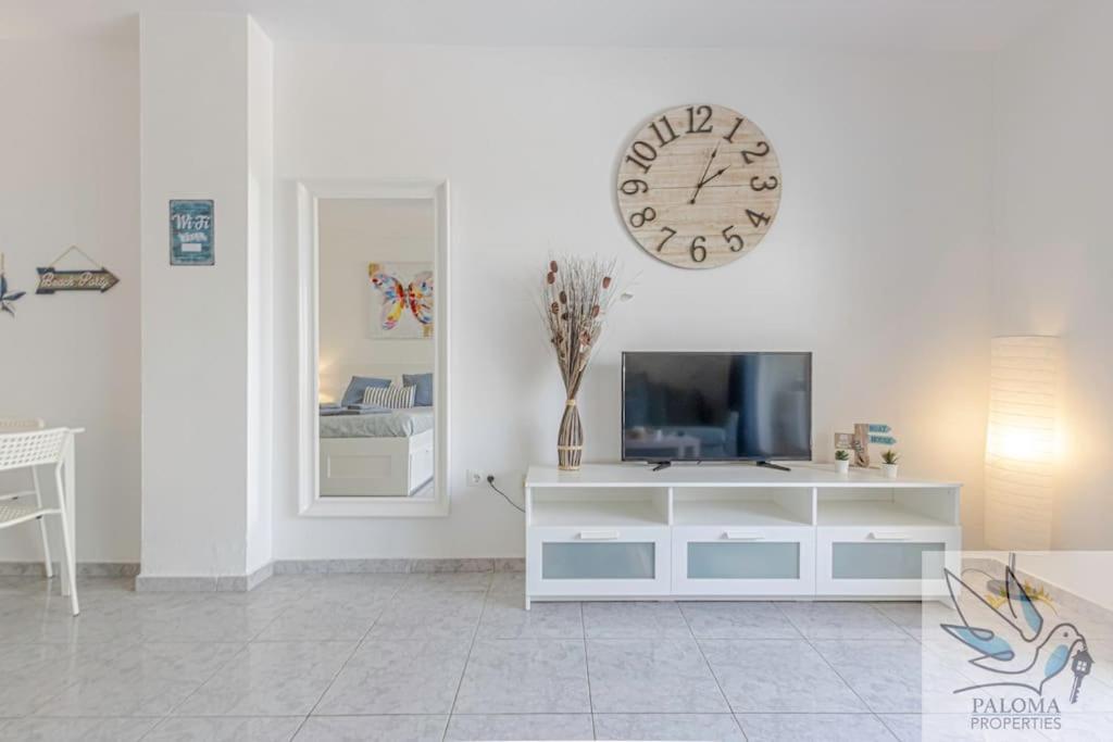 Wonderful Suite In Benal Beach เบนัลมาเดนา ภายนอก รูปภาพ